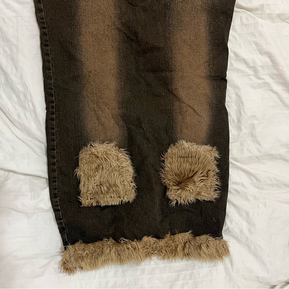 Super cute Brown Denim Maxi Skirt with Fur Trim - Picture 4 of 8